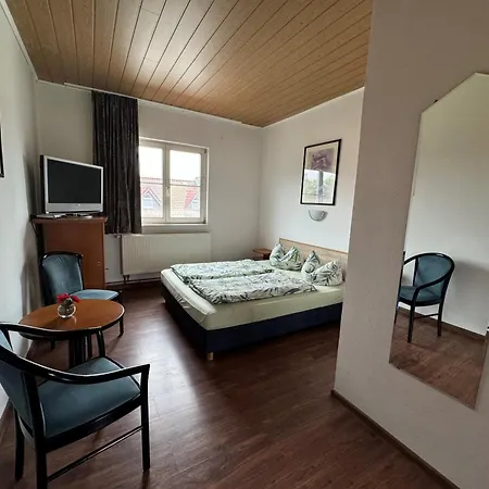 Lindenhof Drabsch Casa de hóspedes 3*